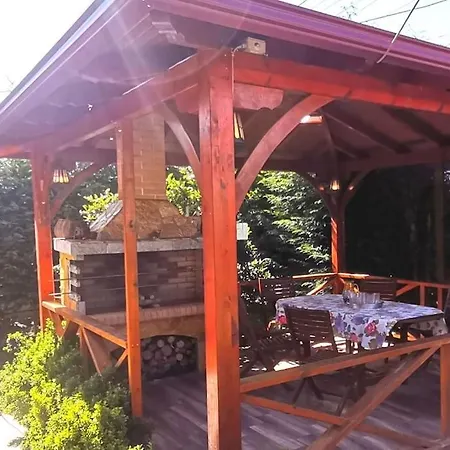Prázdninový dům Ferienhaus Flori Durrës