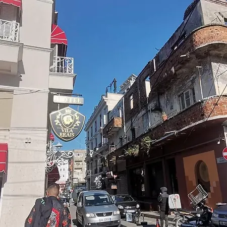 Ferienhaus Flori Durrës