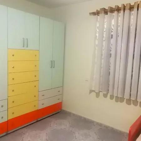 Prázdninový dům Ferienhaus Flori Durrës