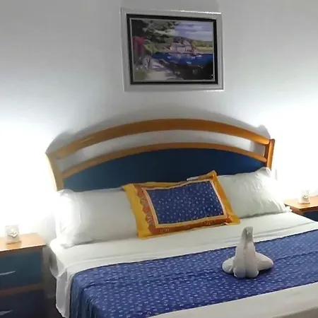 Prázdninový dům Ferienhaus Flori Durrës