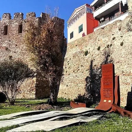 Ferienhaus Flori Durrës